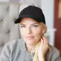 Laura Holzer